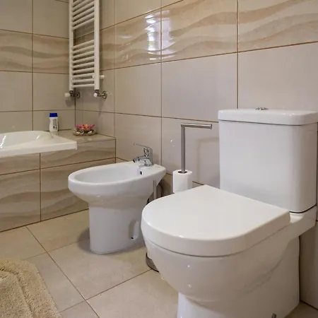 Casa Da Rosarinho - Casa De Ferias Com Piscina - Feriehus *