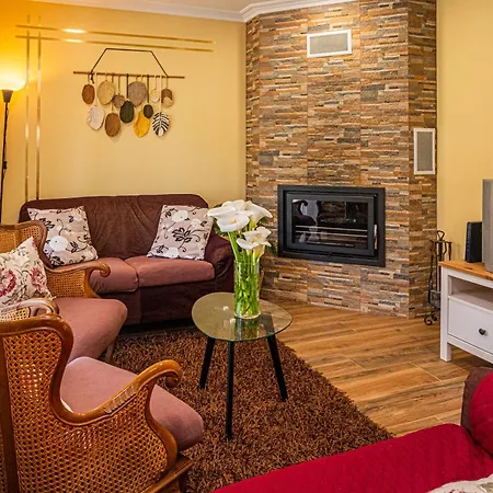 Dom wakacyjny Casa Da Rosarinho - Casa De Ferias Com Piscina - Arcos de Valdevez