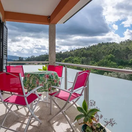 Dom wakacyjny Casa Da Rosarinho - Casa De Ferias Com Piscina - Arcos de Valdevez