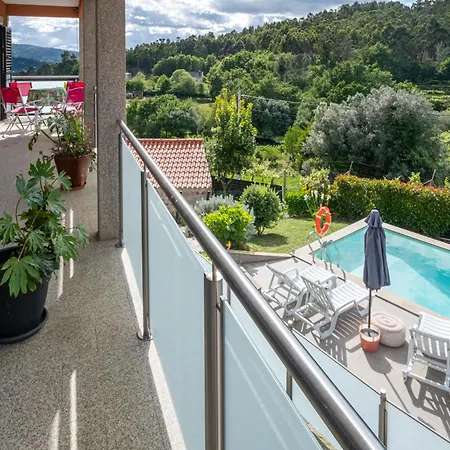 Feriehus Casa Da Rosarinho - Casa De Ferias Com Piscina -