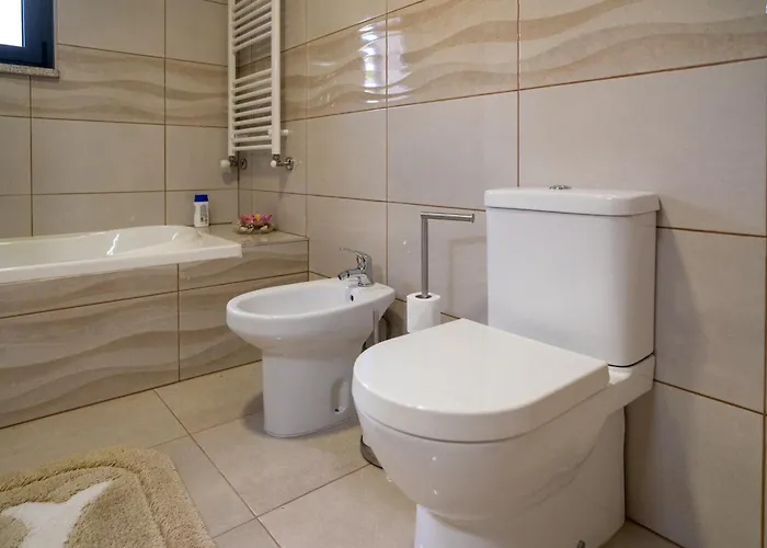 Casa Da Rosarinho - Casa De Ferias Com Piscina - 펜션 *