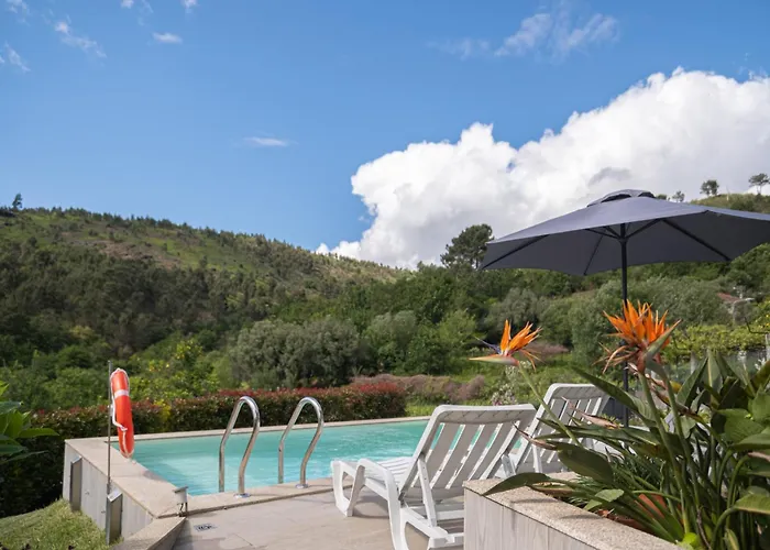 펜션 Casa Da Rosarinho - Casa De Ferias Com Piscina - 아르코스 데 발데베즈